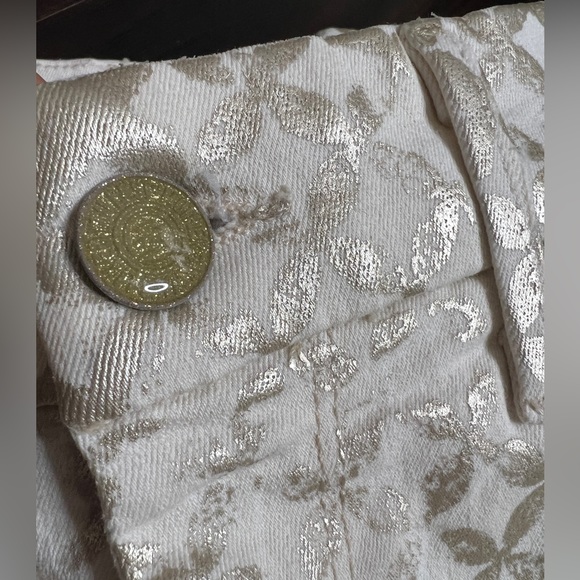 👖NWOT! Mother Gold Foil Medallion Skinny Jean - Picture 5 of 10